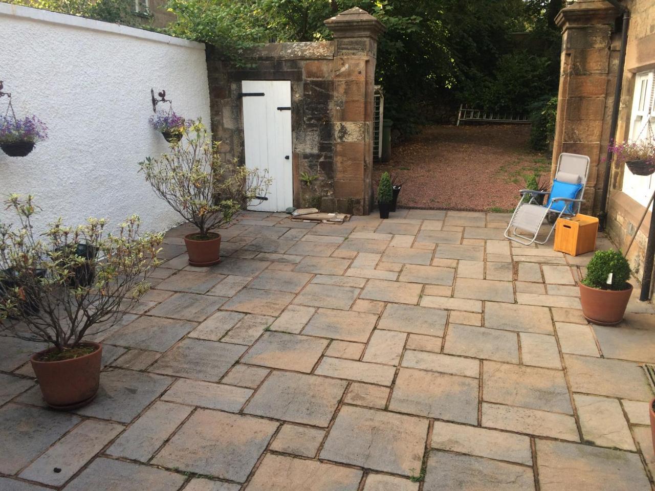 Newhall Glasgow Exterior foto